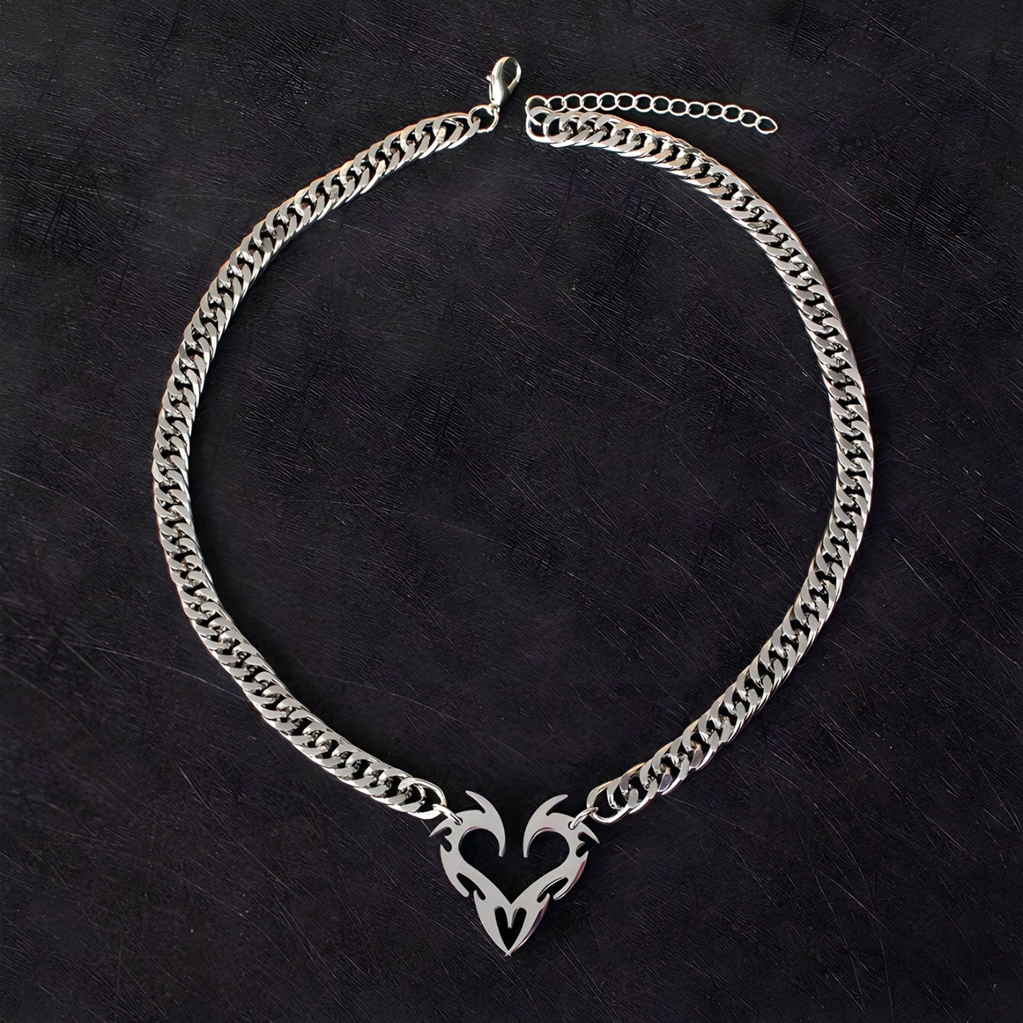 Collier Cœur Barbelé