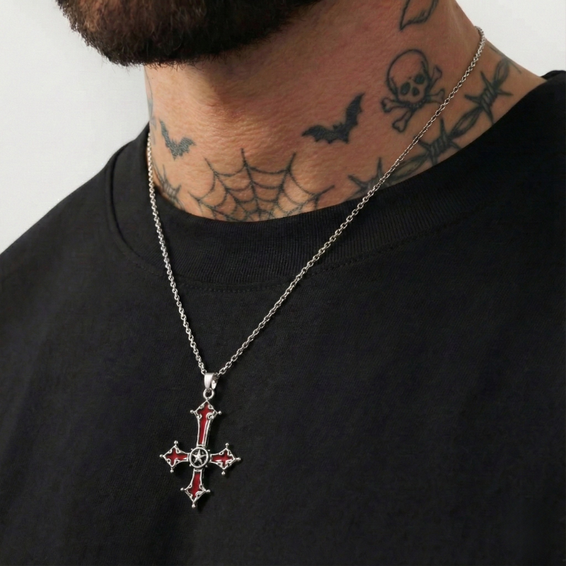 Collier Croix Inversée