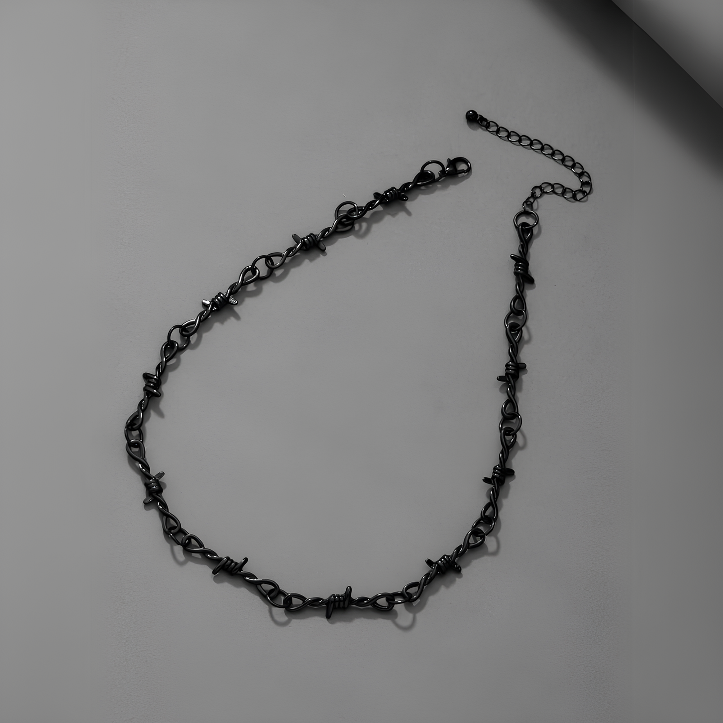 Collier Fil Barbelé Noir
