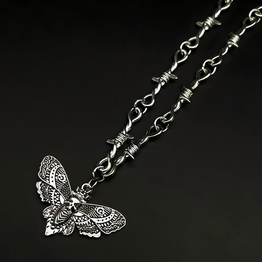 Collier Papillon de Mort